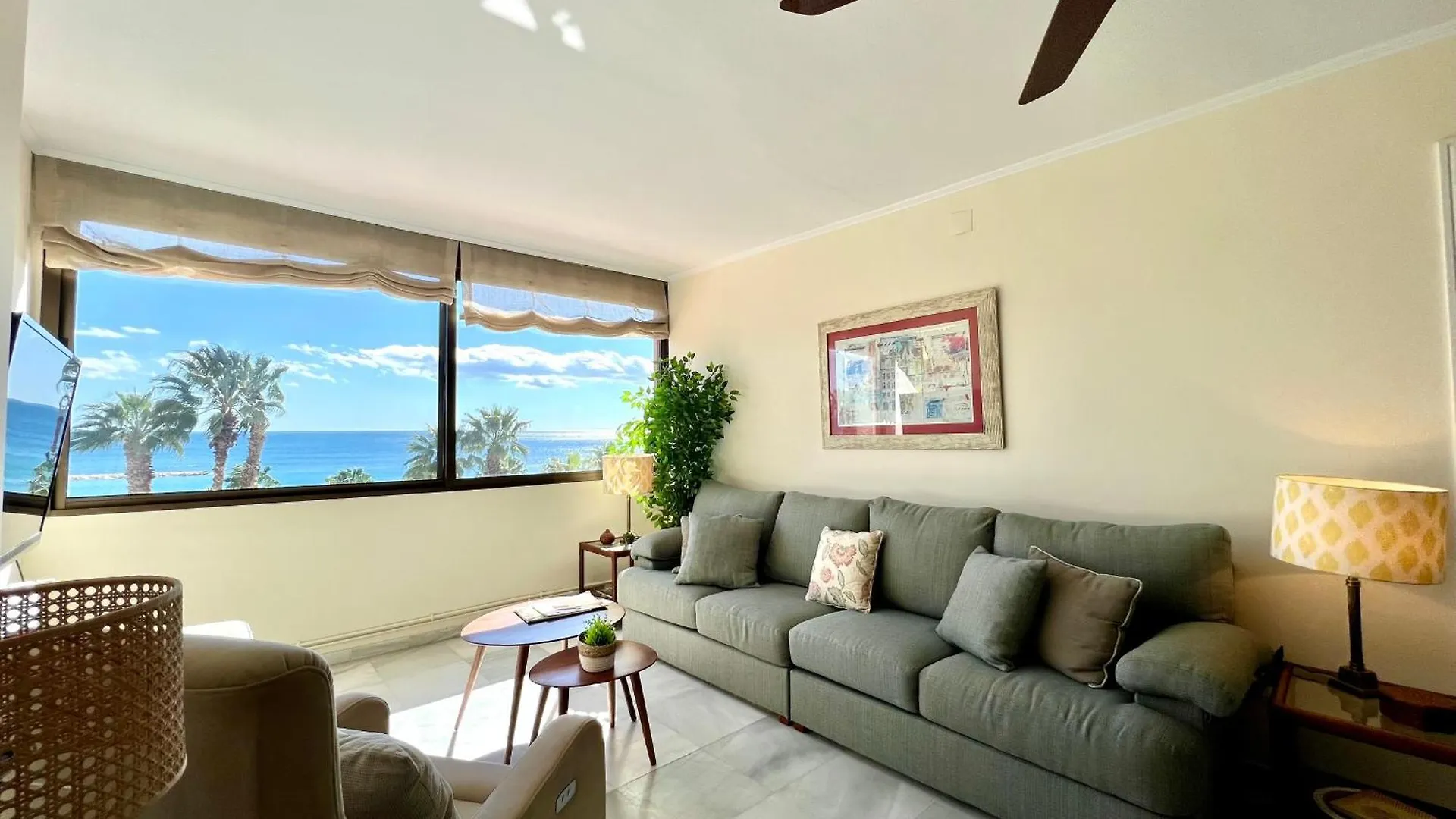 Picasso & Views Malagueta By Ele Apartments contacts